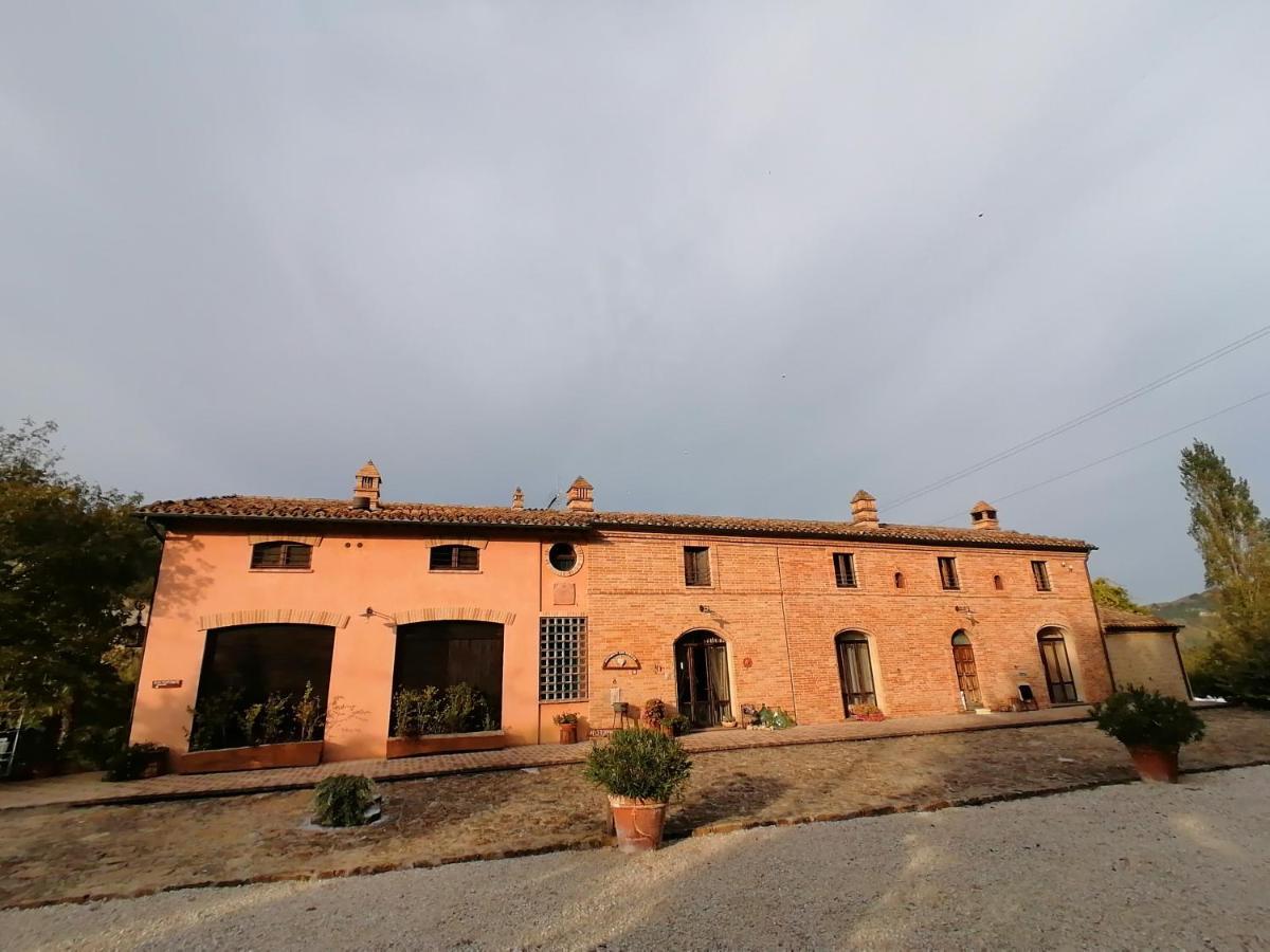 Agriturismo San Martino Bed & Breakfast Monte San Martino Exterior photo